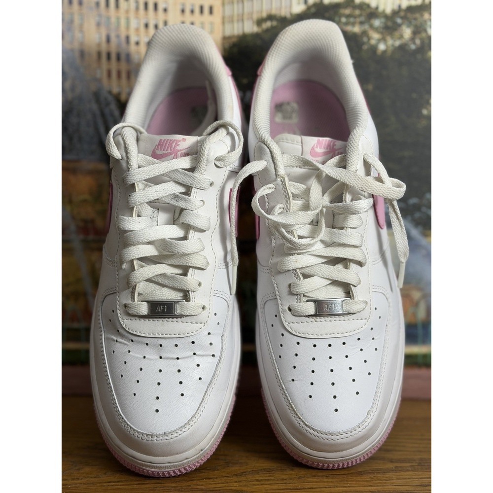 Nike Air Force 1 '07 Bubblegum White Pink Leather Sneakers FJ4146-101 sz 9.5 - Picture 4 of 11